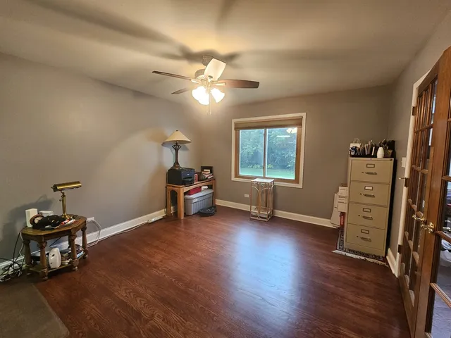 $997,500 | 6722 Sweetbriar Lane, Darien, IL 60561