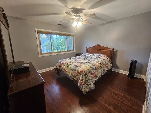 $997,500 | 6722 Sweetbriar Lane, Darien, IL 60561