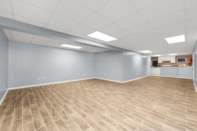 $997,500 | 6722 Sweetbriar Lane, Darien, IL 60561