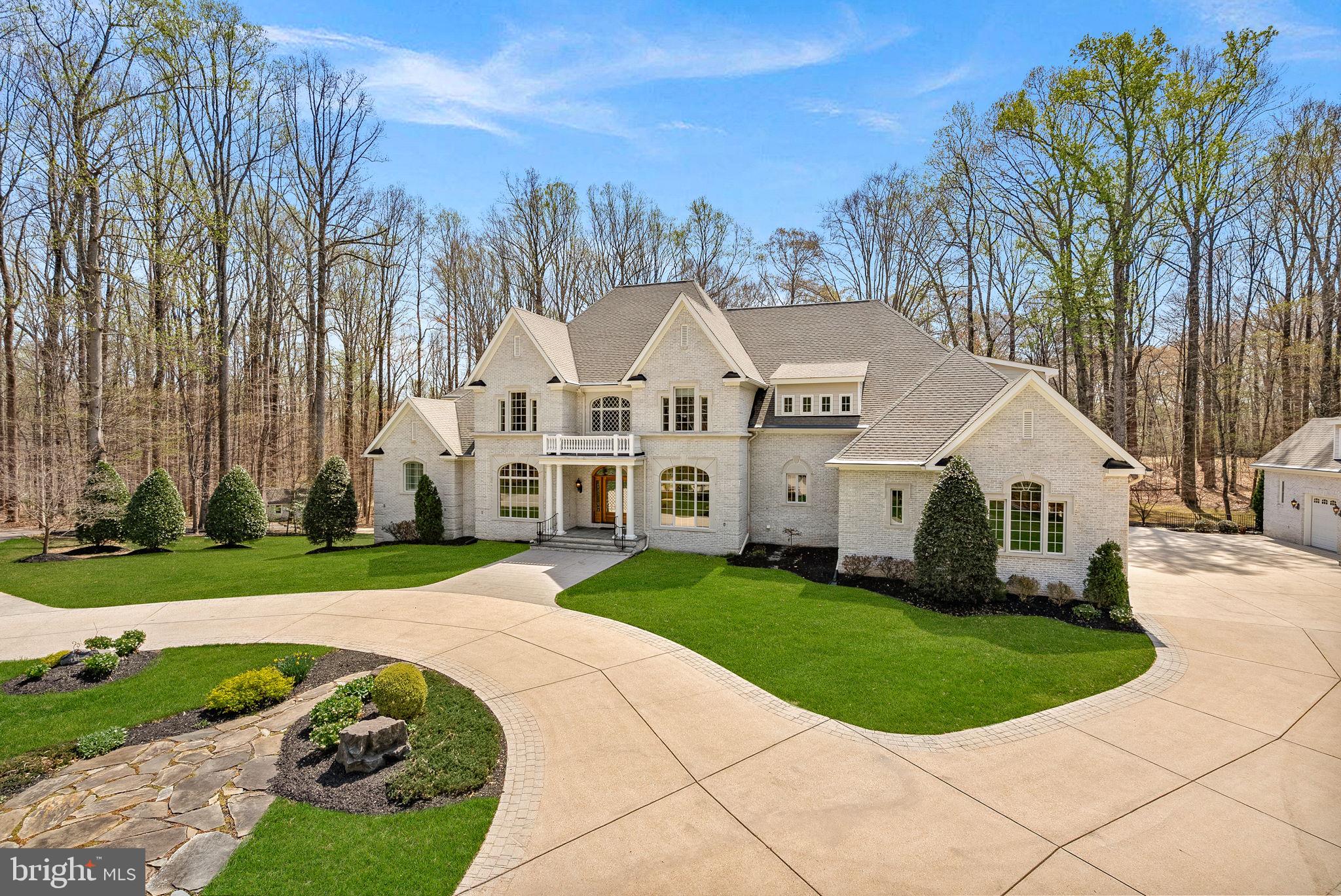 11913 Chapel Road Clifton, VA 20124 - Photo 2 of 124 5 Bedrooms, 5Full/3 Half Baths