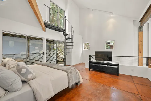 $1,098,000 | 1828 Arrowhead Drive, Oakland, CA 94611