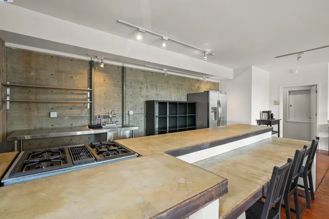 $1,098,000 | 1828 Arrowhead Drive, Oakland, CA 94611