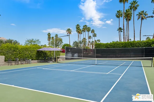 a view of a tennis court