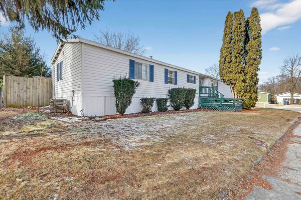 $135,000 | 112 Falling Creek Circle, Janesville, WI 53548