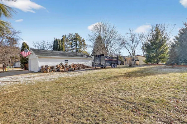 $135,000 | 112 Falling Creek Circle, Janesville, WI 53548