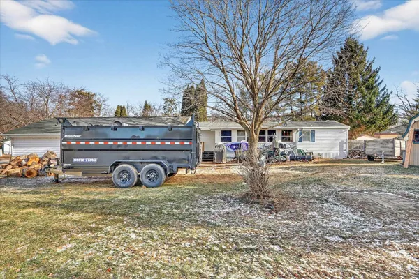$135,000 | 112 Falling Creek Circle, Janesville, WI 53548