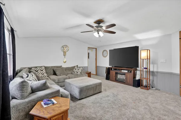 $135,000 | 112 Falling Creek Circle, Janesville, WI 53548