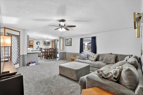 $135,000 | 112 Falling Creek Circle, Janesville, WI 53548