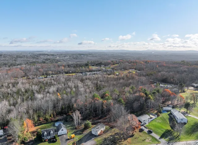 $299,000 | 31 Hillcrest Drive, Hermon, ME 04401