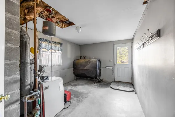 $289,000 | 31 Hillcrest Drive, Hermon, ME 04401