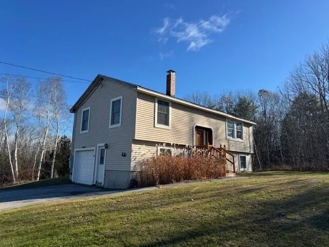 $299,000 | 31 Hillcrest Drive, Hermon, ME 04401
