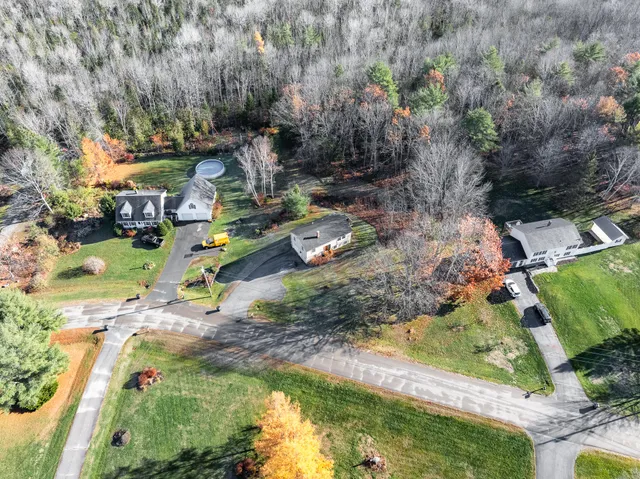 $299,000 | 31 Hillcrest Drive, Hermon, ME 04401