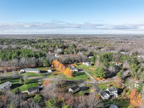 $289,000 | 31 Hillcrest Drive, Hermon, ME 04401