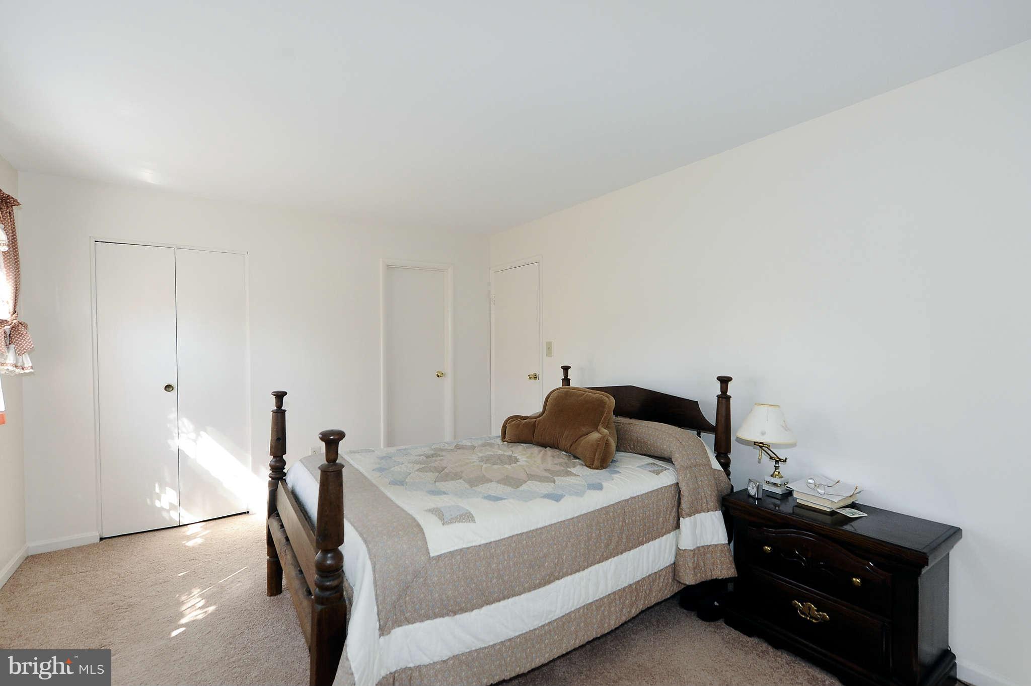 6210 Greeley Boulevard Springfield, VA 22152 - Photo 13 of 19 Bedroom (Master)