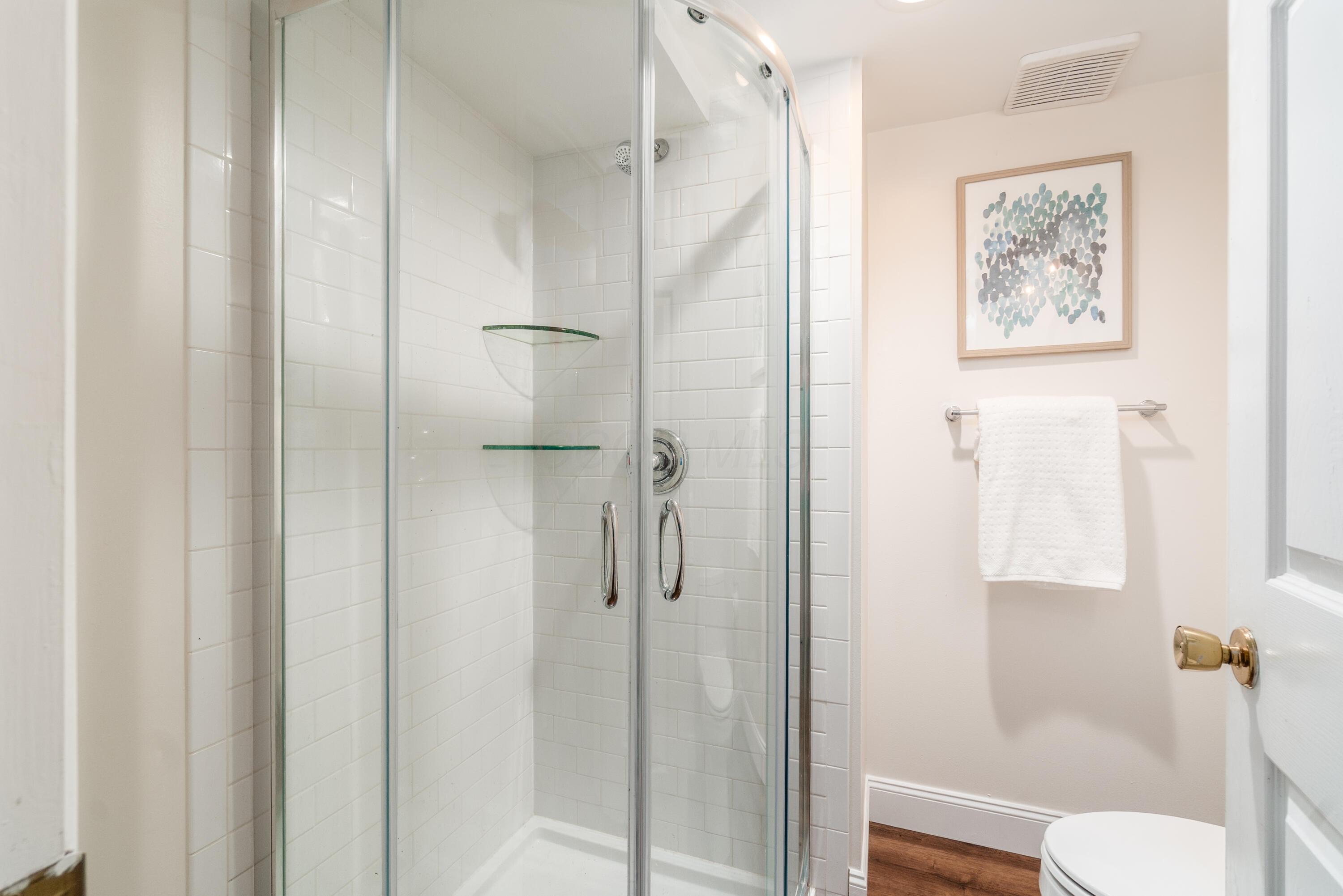 3166 South Dorchester Road Columbus, OH 43221 - Photo 28 of 34 Y_3166_S_Dorchester-063