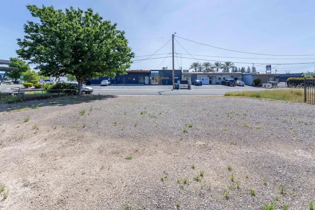 a view of outdoor space with city view