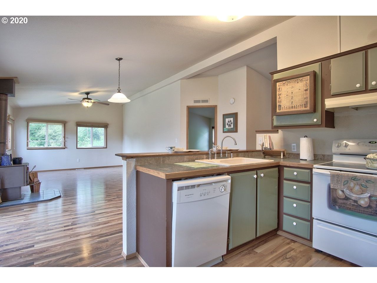 26010 Northeast Hanley Road Yacolt, WA 98675 - Photo 10 of 32 Gallery Image 10