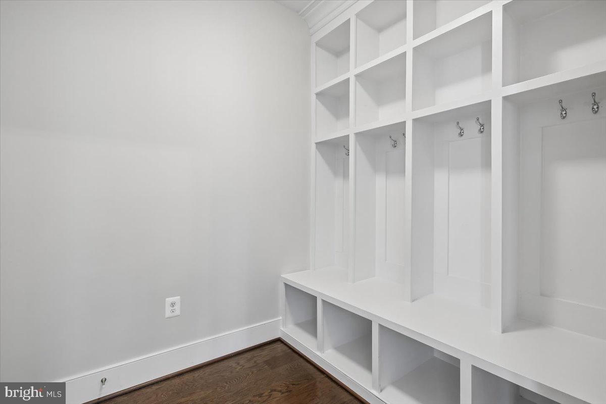 1462 Spring Vale Avenue McLean, VA 22101 - Photo 14 of 25 Stylish mudroom with ample storage.