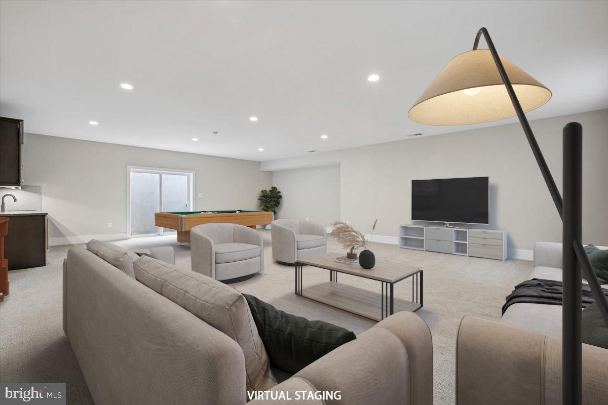 1462 Spring Vale Avenue McLean, VA 22101 - Photo 25 of 25 Spacious modern living area awaits you.