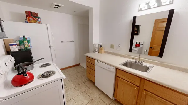 $777 | 542 Benson Avenue Southwest, Unit DORM TYPE DWELLING, Willmar, MN 56201