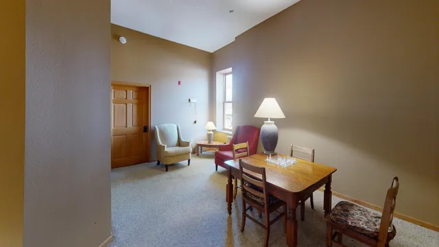 $777 | 542 Benson Avenue Southwest, Unit DORM TYPE DWELLING, Willmar, MN 56201