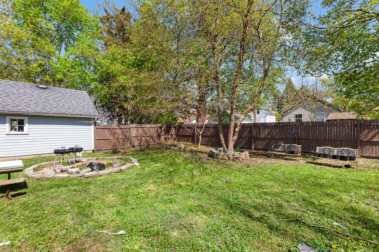 418 Ormsby Street Adrian, MI 49221 - Photo 39 of 49
