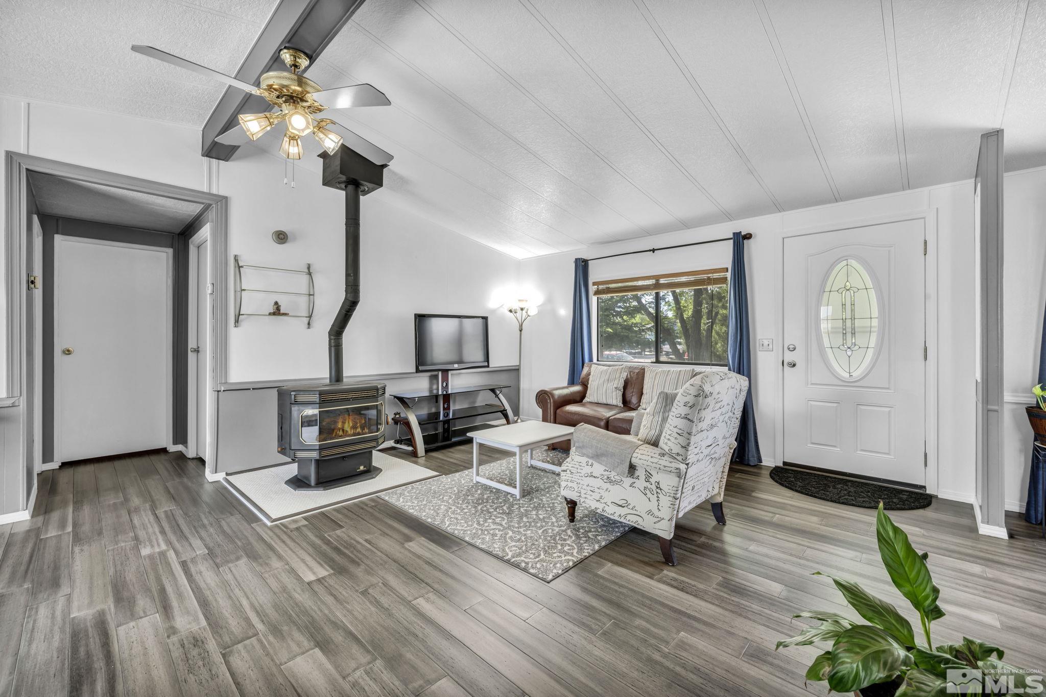 3990 Sandpiper Drive Reno, NV 89508 - Photo 6 of 40 Photo 6