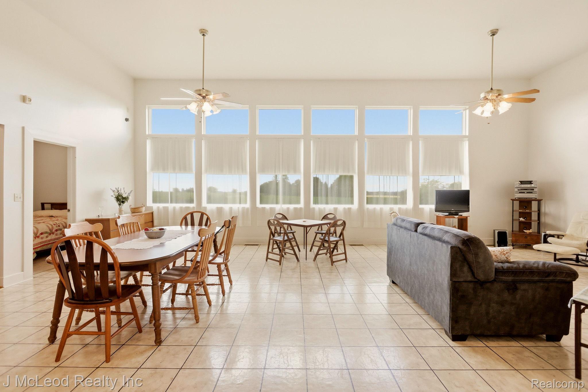 2515 East Akron Road Caro, MI 48723 - Photo 20 of 54 20-web-or-mls-2515 E Akron Rd-32.jpg