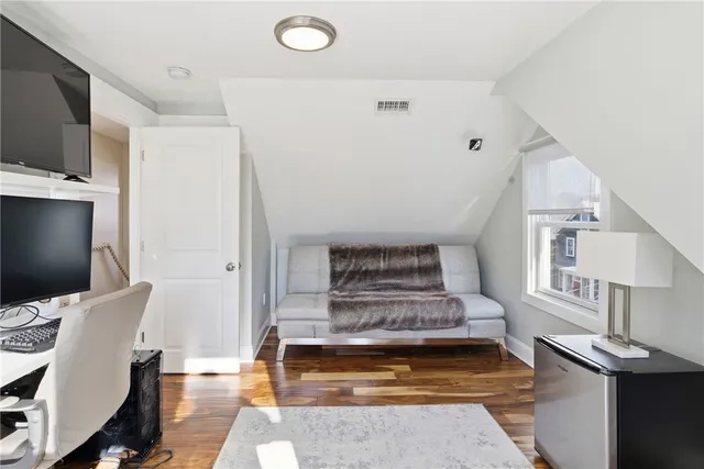 $1,250,000 | 15 Vaughan Avenue, Newport, RI 02840