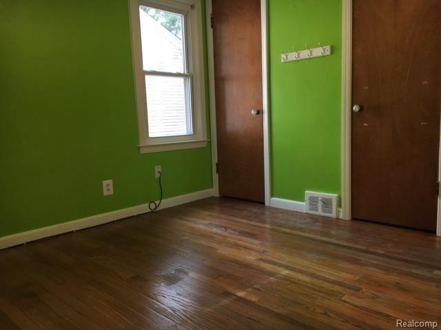 1754 Bournemouth Road Grosse Pointe Woods, MI 48236 - Photo 20 of 25