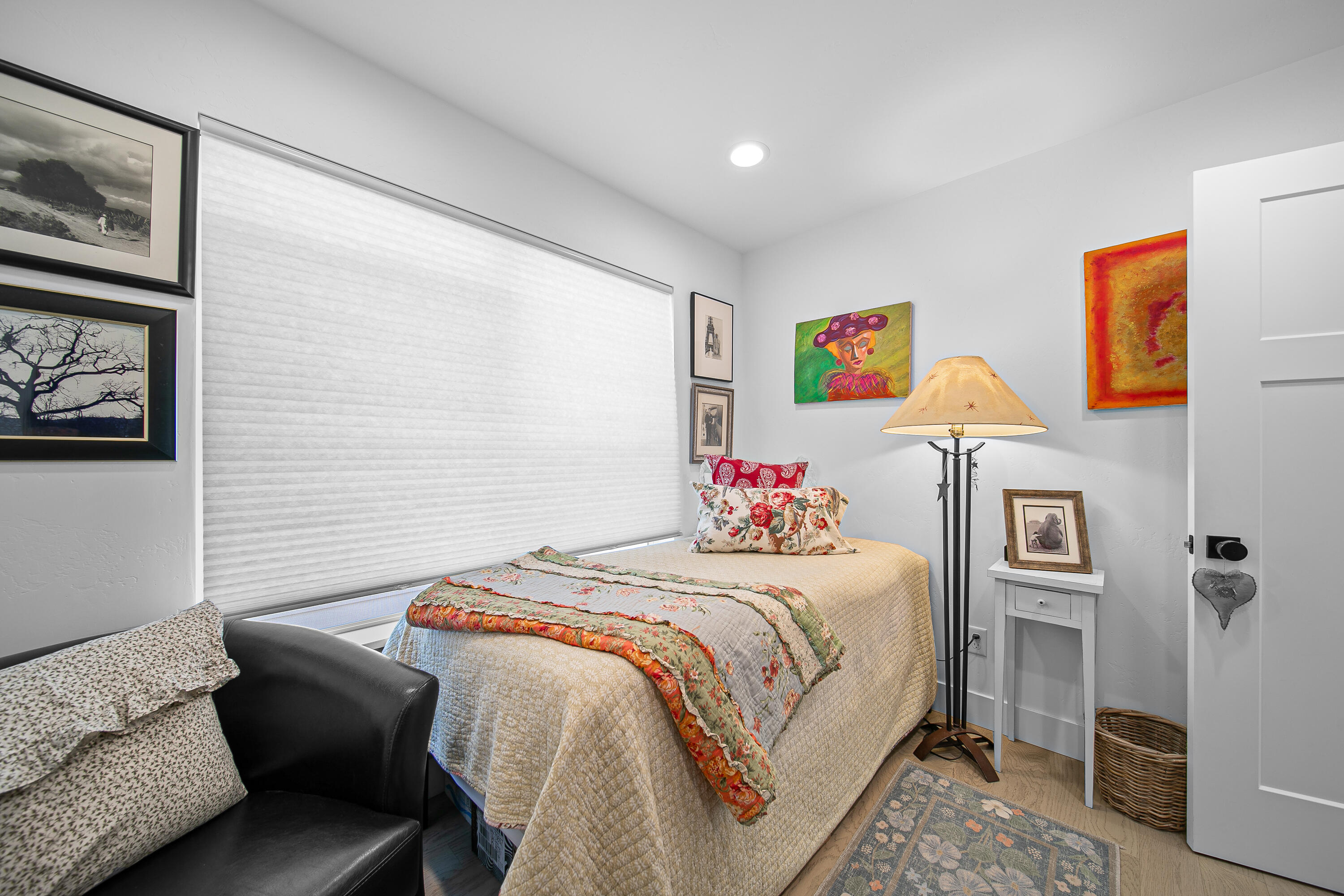 583 Coffee Lane Ashland, OR 97520 - Photo 13 of 19 9R9A7102