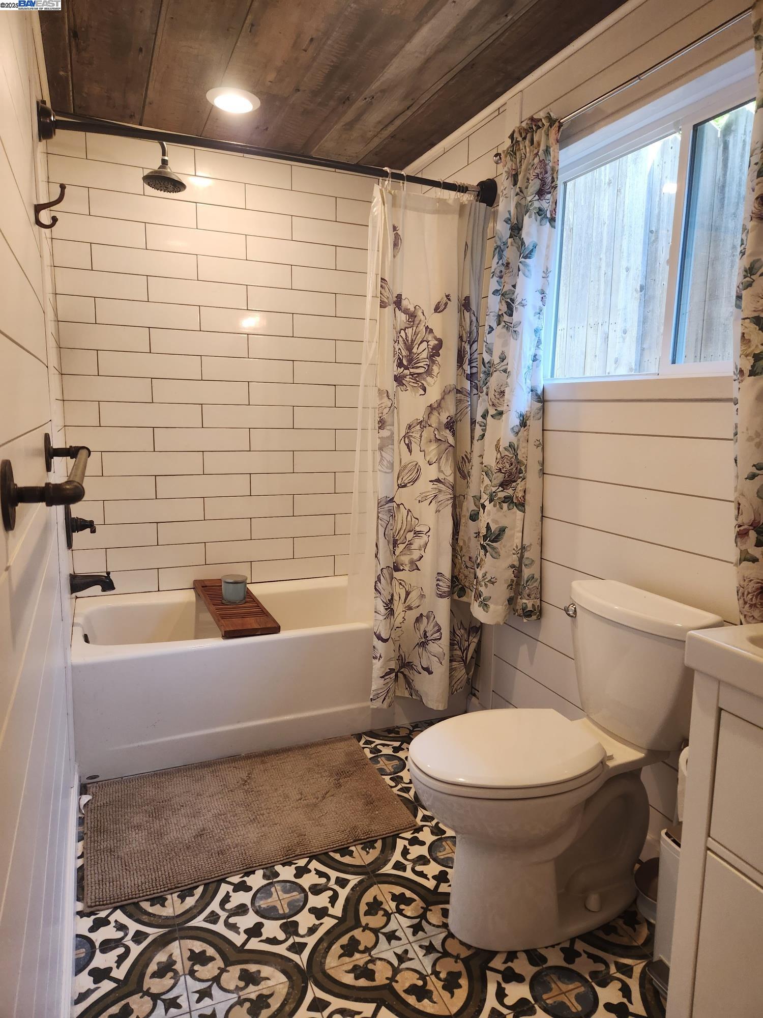 2989 Singalong Way Sunol, CA 94586 - Photo 15 of 24