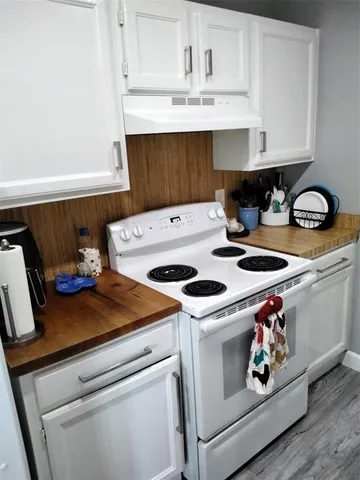 $365,000 | 5036 Arbor Glen Road, The Colony, TX 75056