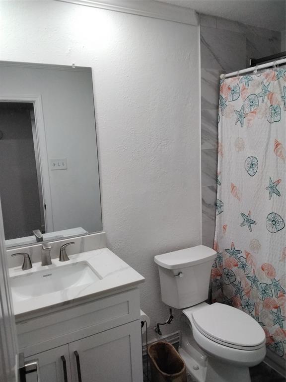 5036 Arbor Glen Road The Colony, TX 75056 - Photo 23 of 38 Second Bath