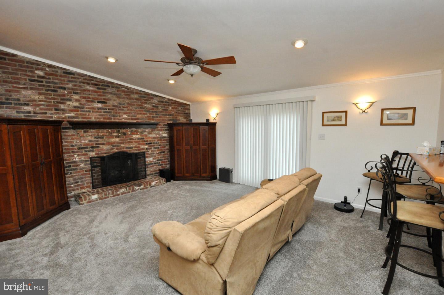 9 Conestoga Road Clementon, NJ 08021 - Photo 17 of 42 Family Room View_3