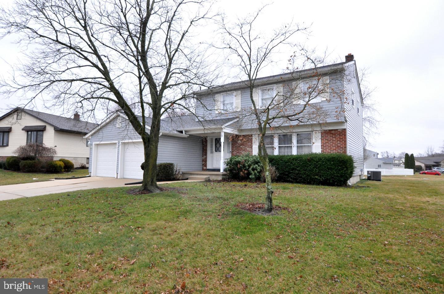 9 Conestoga Road Clementon, NJ 08021 - Photo 3 of 42 Front & Right side view