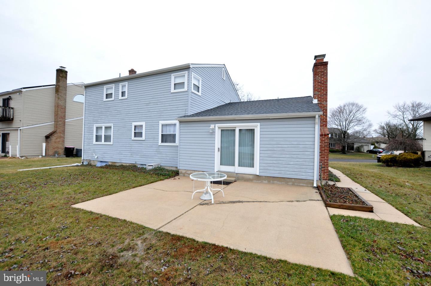 9 Conestoga Road Clementon, NJ 08021 - Photo 36 of 42 Backside view from the patio