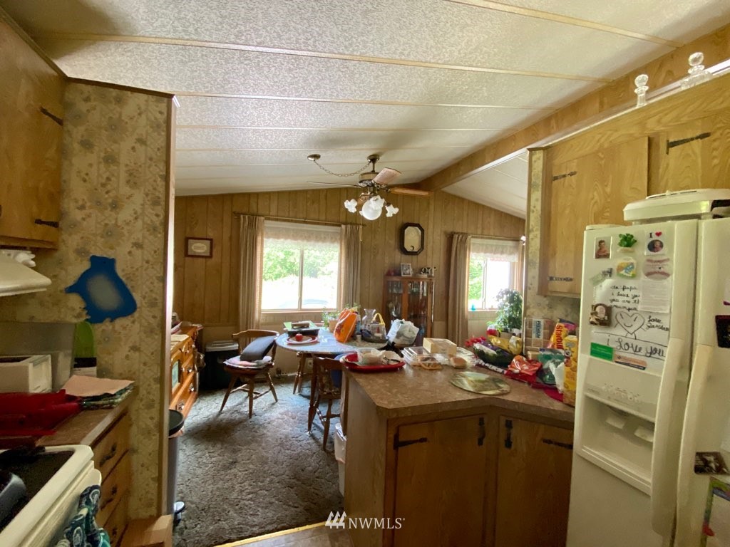 37 North Camano Ridge Road Camano Island, WA 98282 - Photo 12 of 16 Gallery Image 12