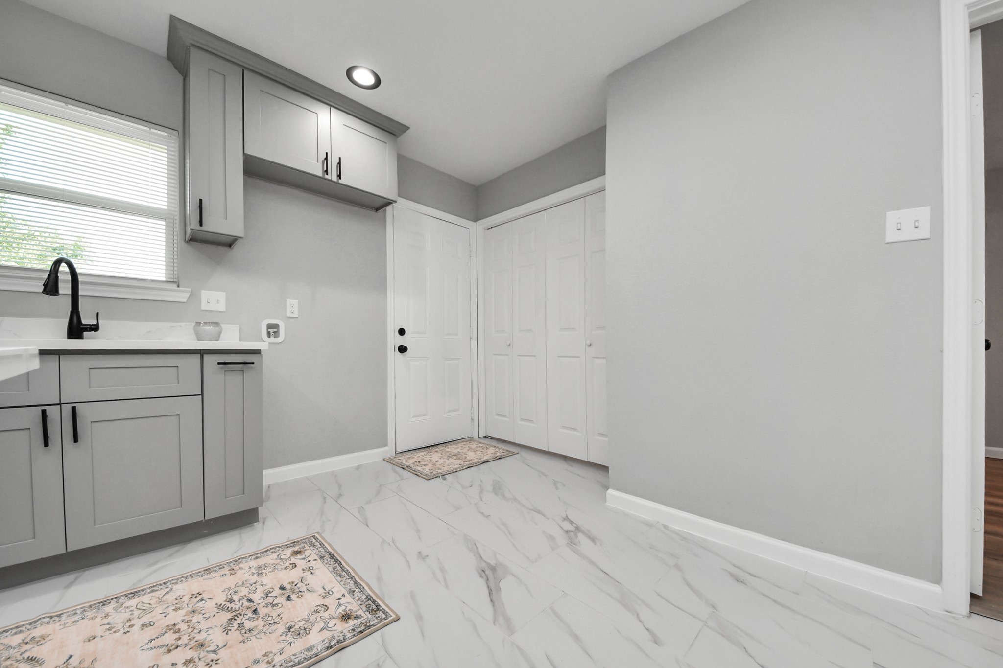 4914 Angleton Street Houston, TX 77033 - Photo 33 of 39 Gallery Image 33