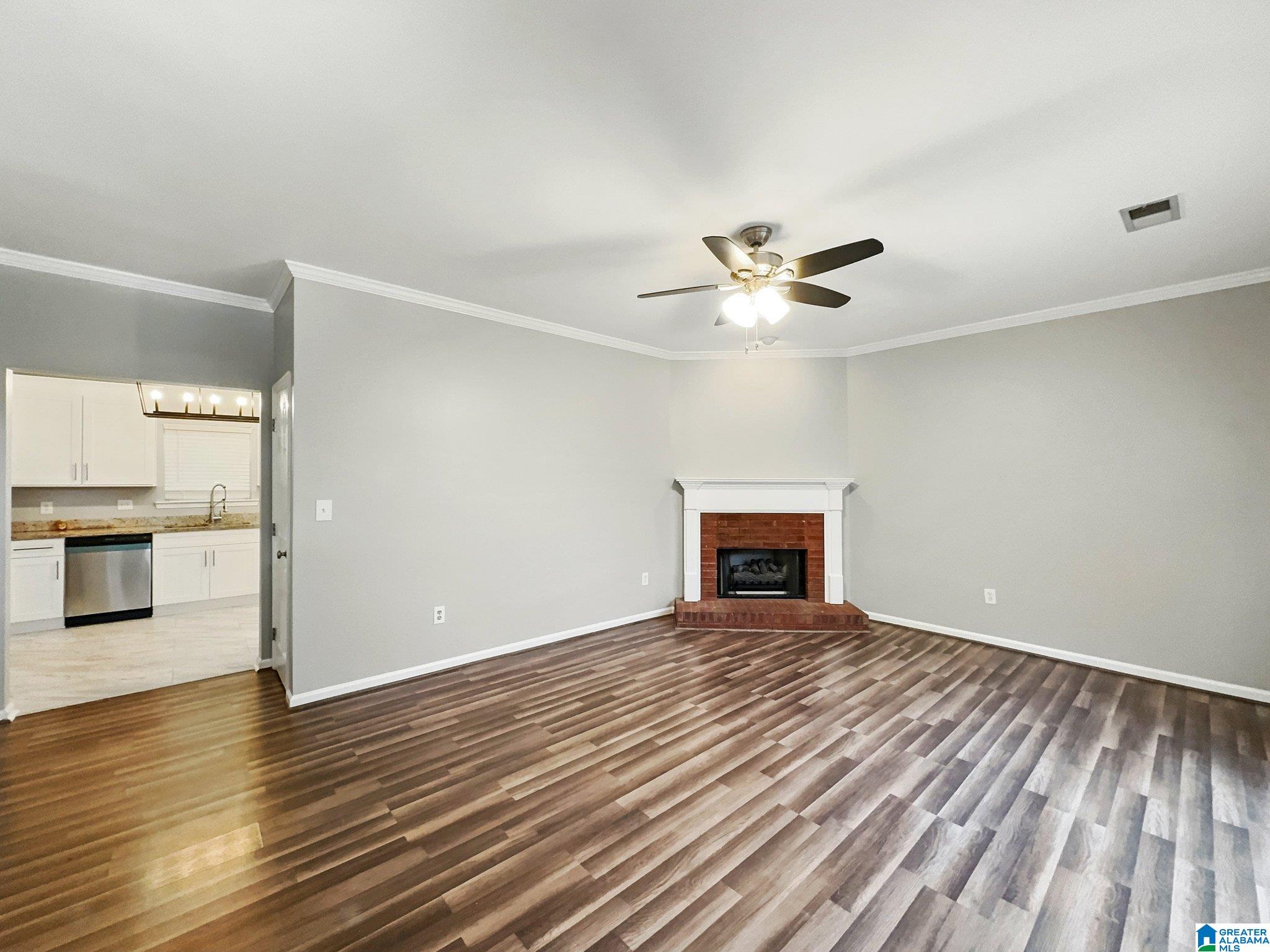 407 Cambrian Ridge Drive Pelham, AL 35124 - Photo 4 of 26