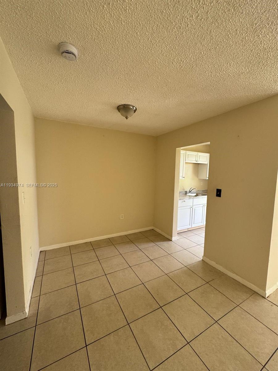 151 Northwest 164th Street Miami, FL 33169 - Photo 12 of 77