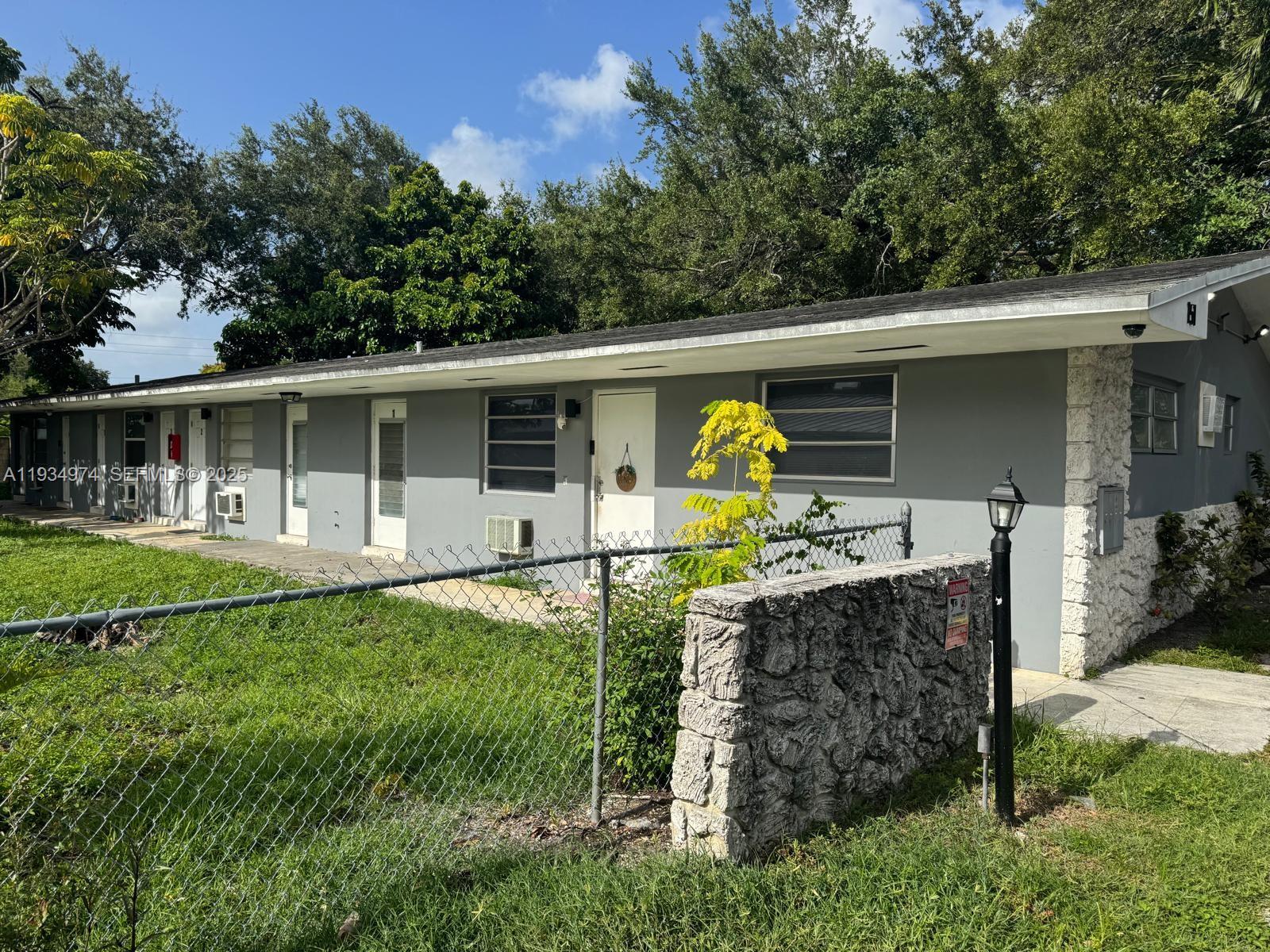 151 Northwest 164th Street Miami, FL 33169 - Photo 2 of 77