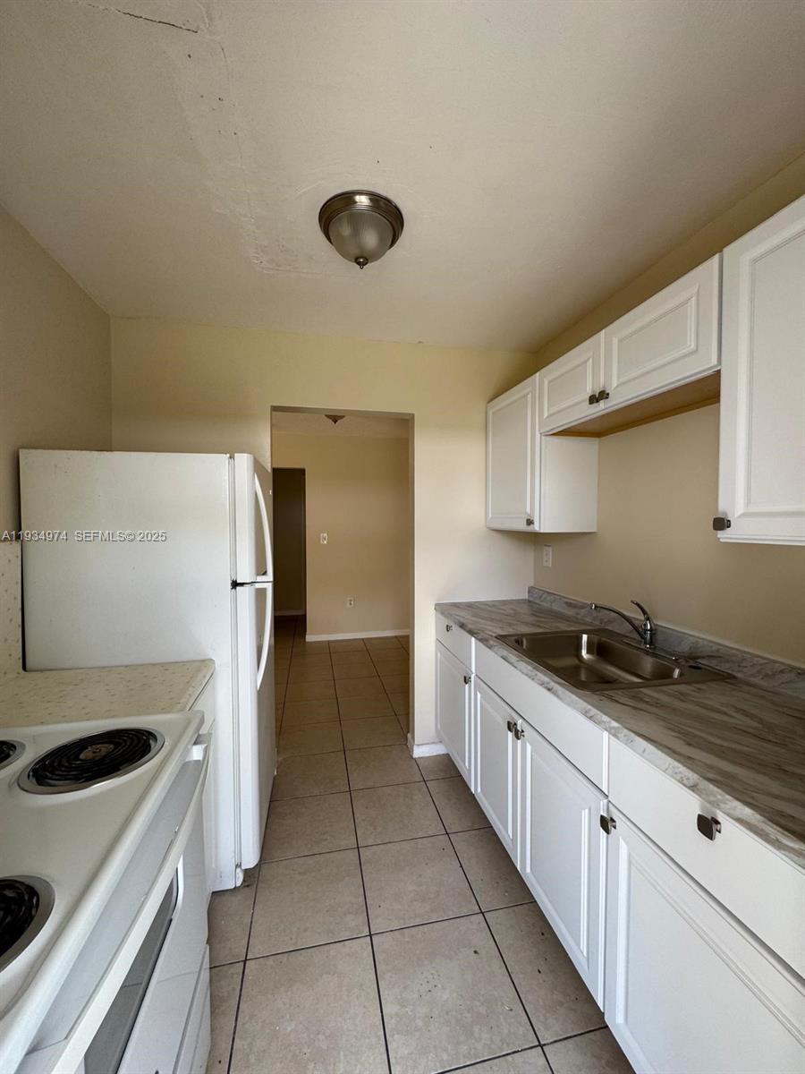 151 Northwest 164th Street Miami, FL 33169 - Photo 29 of 77