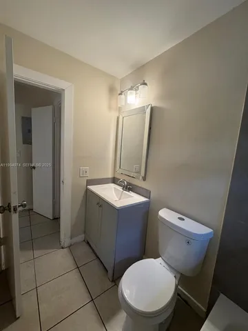 $1,250,000 | 151 Northwest 164th Street, Miami, FL 33169