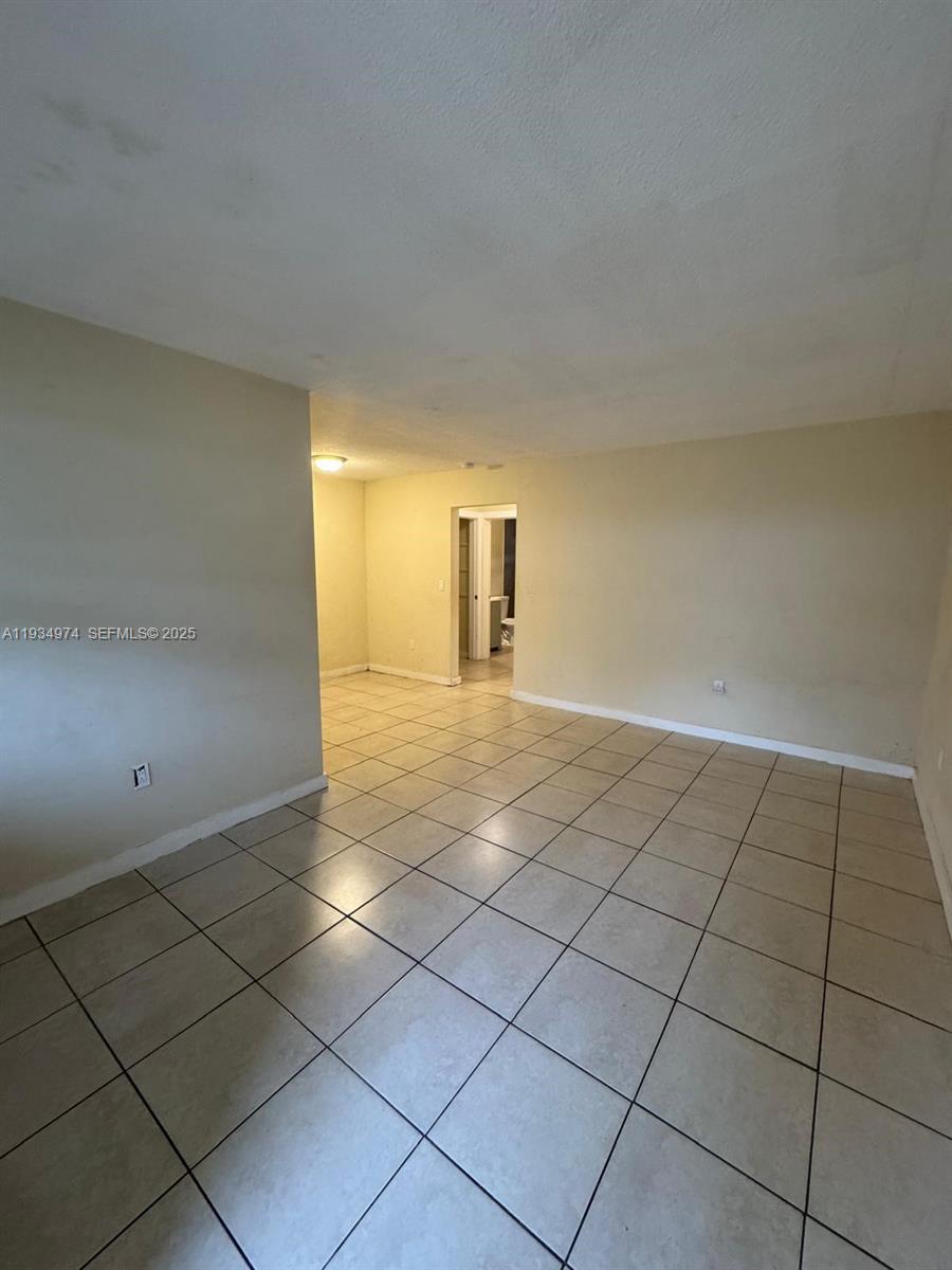 151 Northwest 164th Street Miami, FL 33169 - Photo 68 of 77