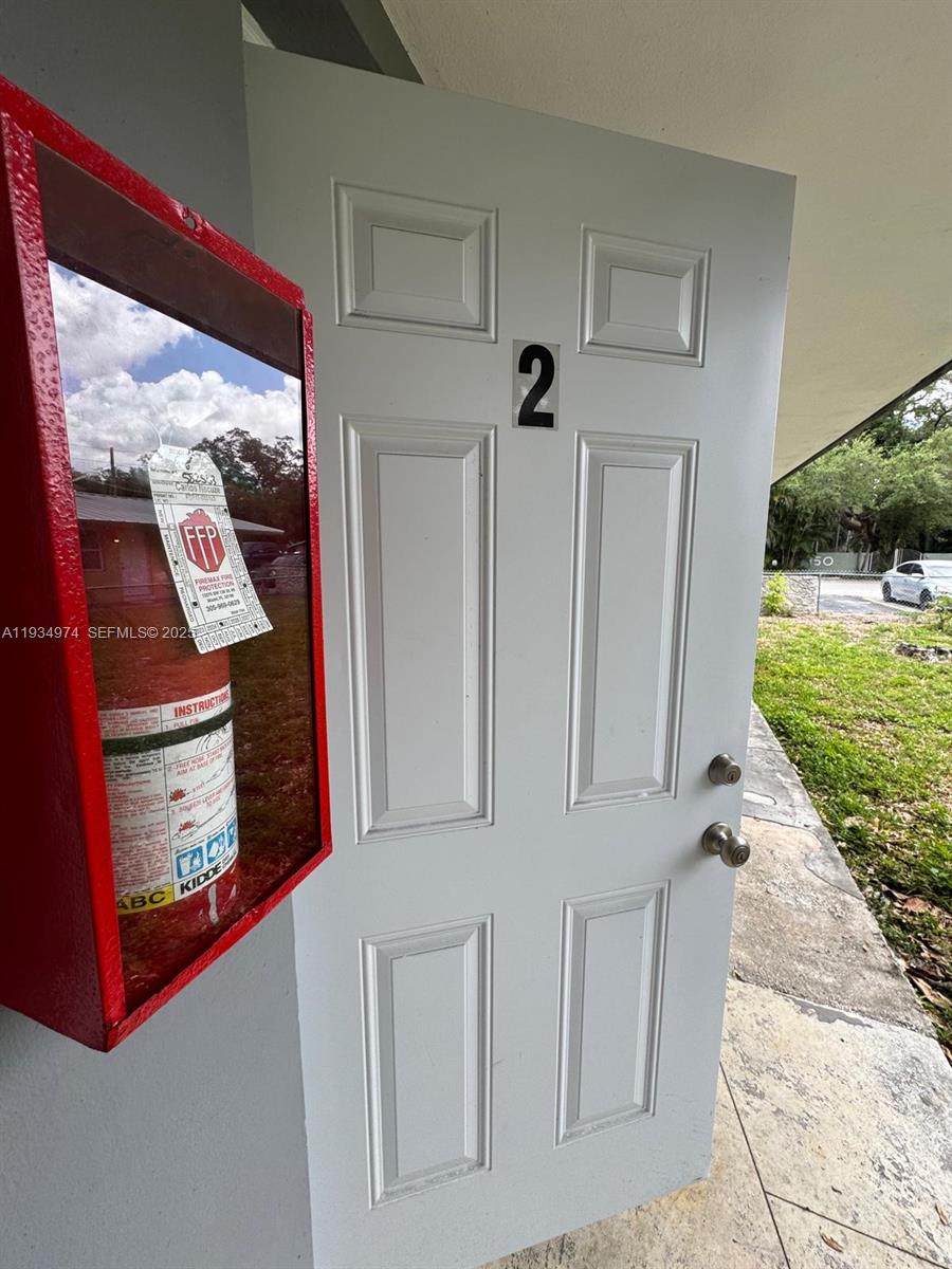 151 Northwest 164th Street Miami, FL 33169 - Photo 10 of 77