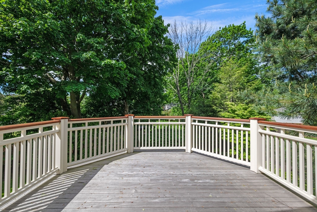 20 Elmwood Road Marblehead, MA 01945 - Photo 26 of 38