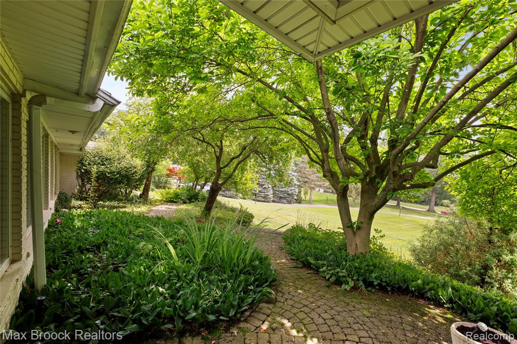 5340 Franklin Road Bloomfield Hills, MI 48302 - Photo 7 of 50 Gallery Image 7