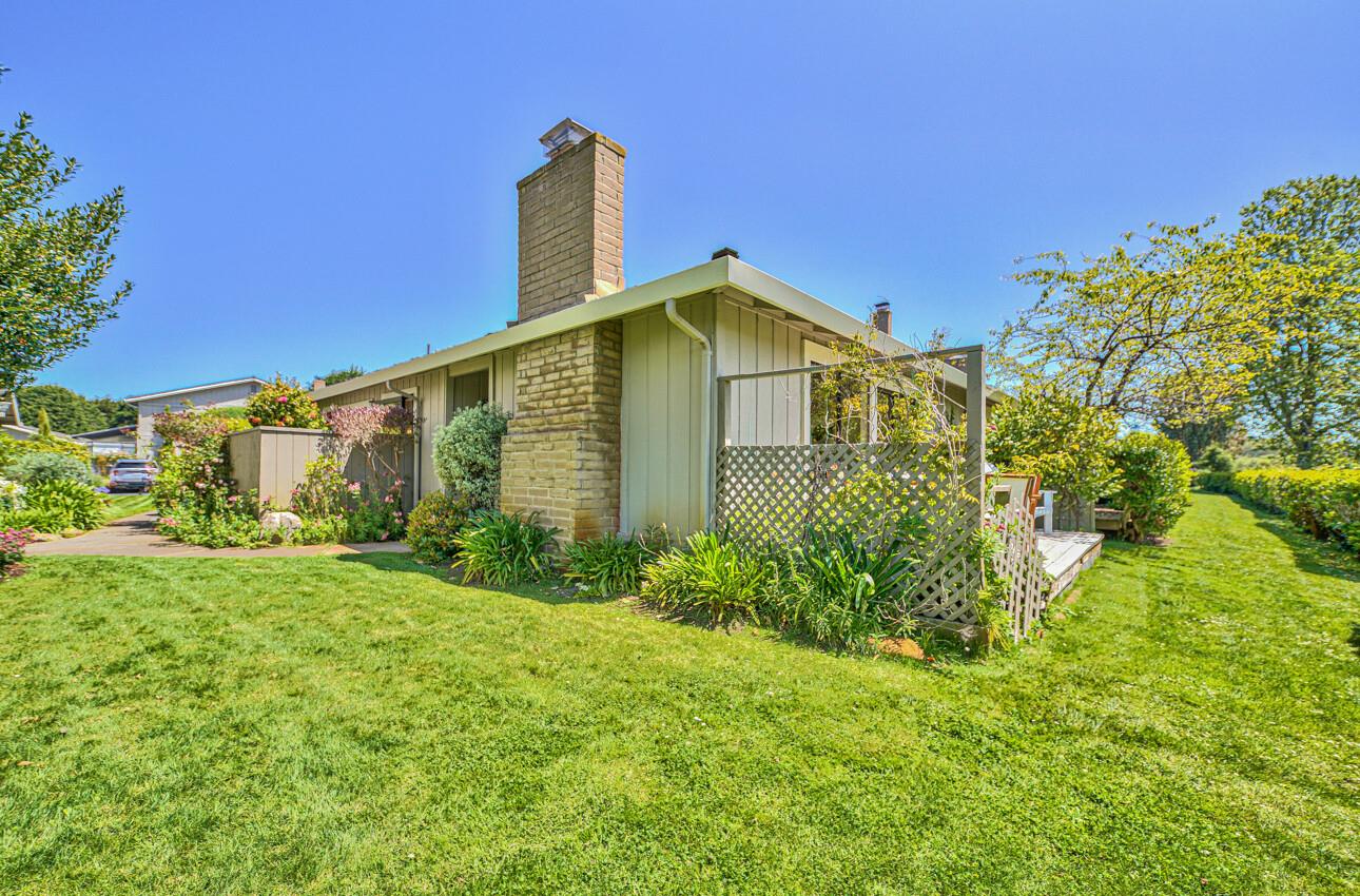 3850 Rio Road, Unit 56 Carmel, CA 93923 - Photo 6 of 38 Gallery Image 6