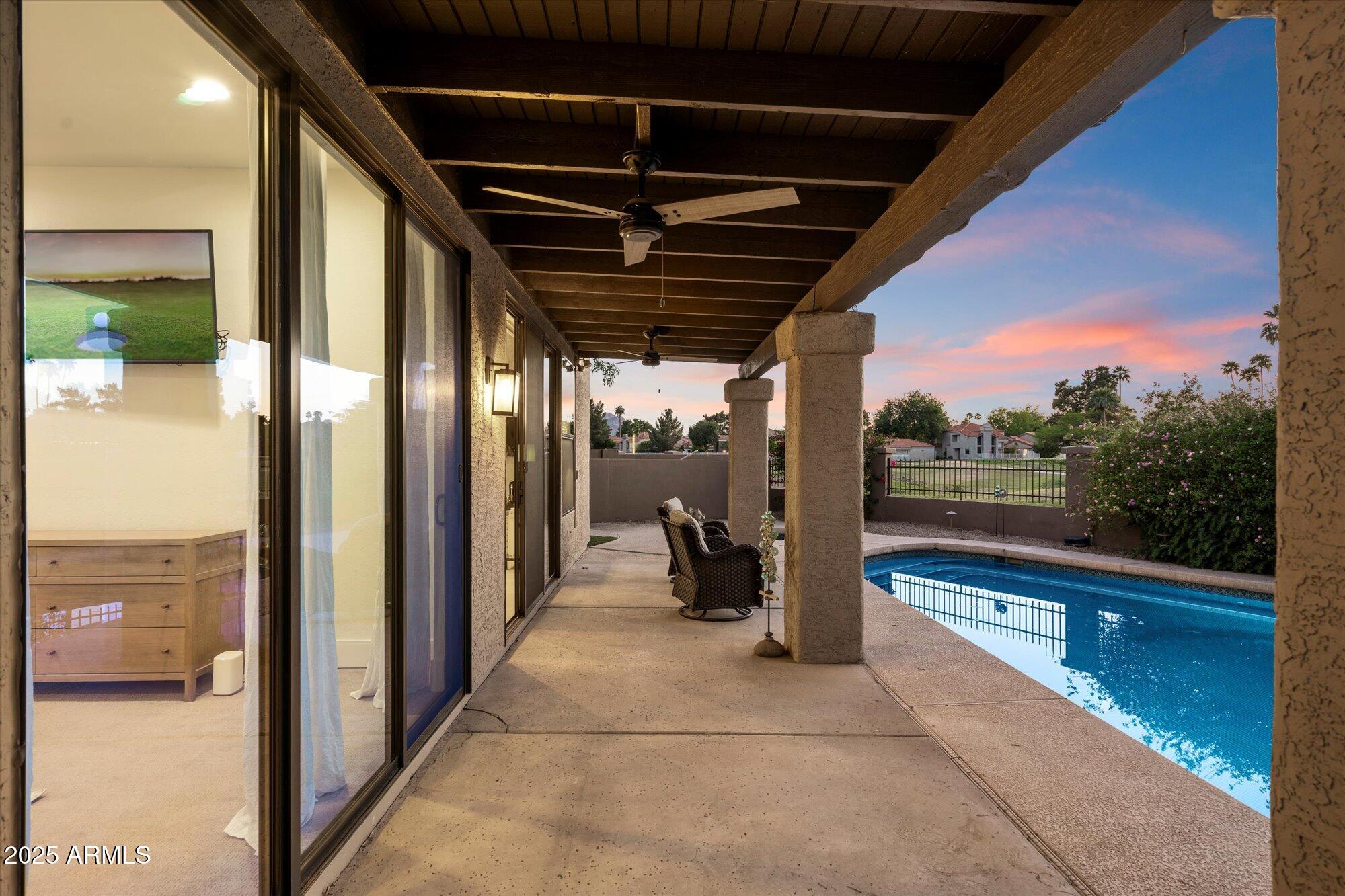 11846 North 40th Place Phoenix, AZ 85028 - Photo 26 of 37 a view of a porch